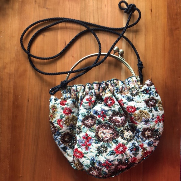 Vintage Flowers Beaded Purse - Picture 8 of 12